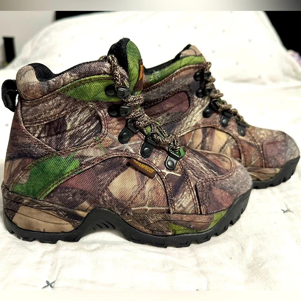 OFFERS WELCOME! Redhead Kids Cougar II Camo Hunting Boots Sz 1: EUC